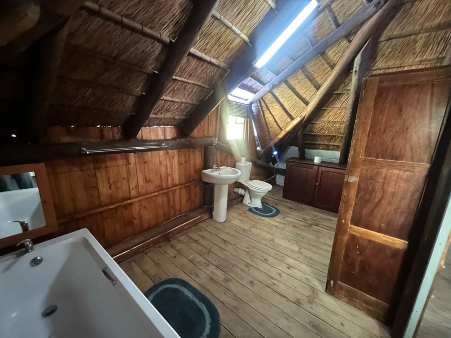 5 Bedroom Property for Sale in Die Rand Northern Cape